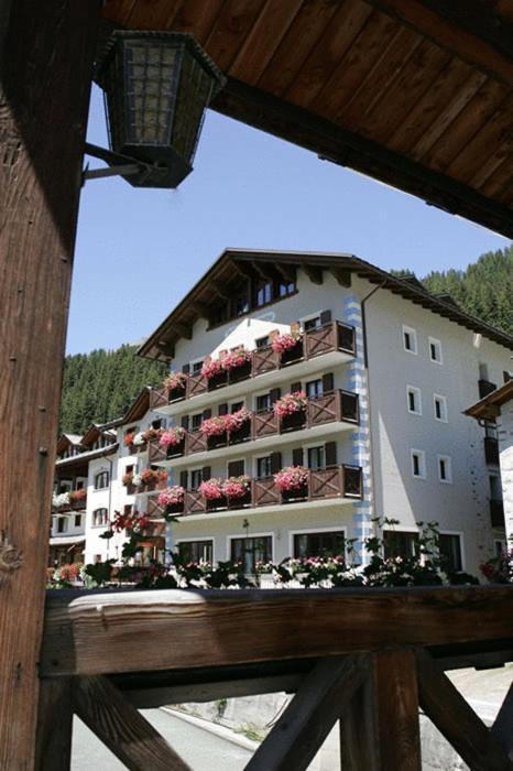 Hotel Compagnoni Santa Caterina Valfurva Exteriér fotografie